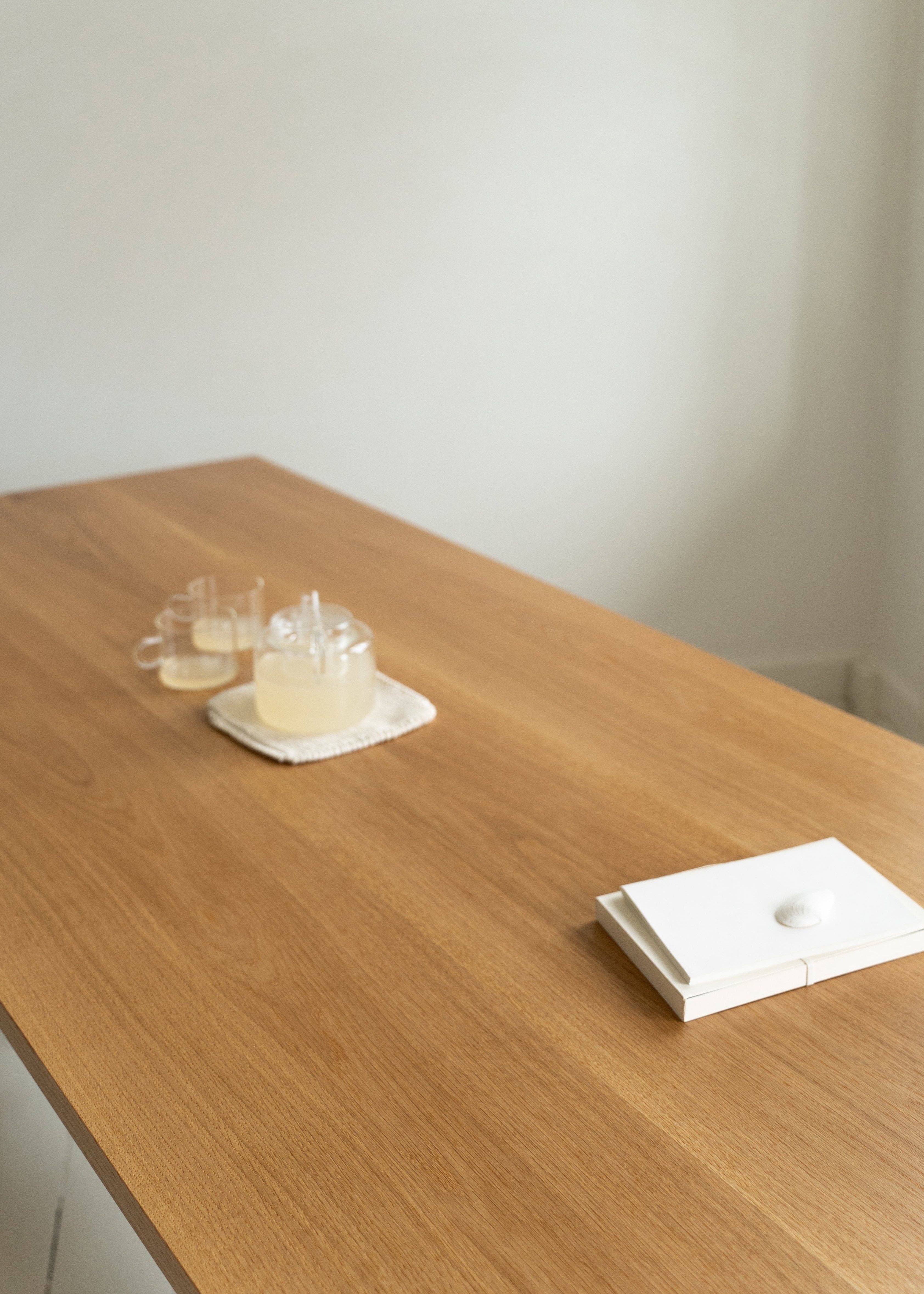 Dining Table 01