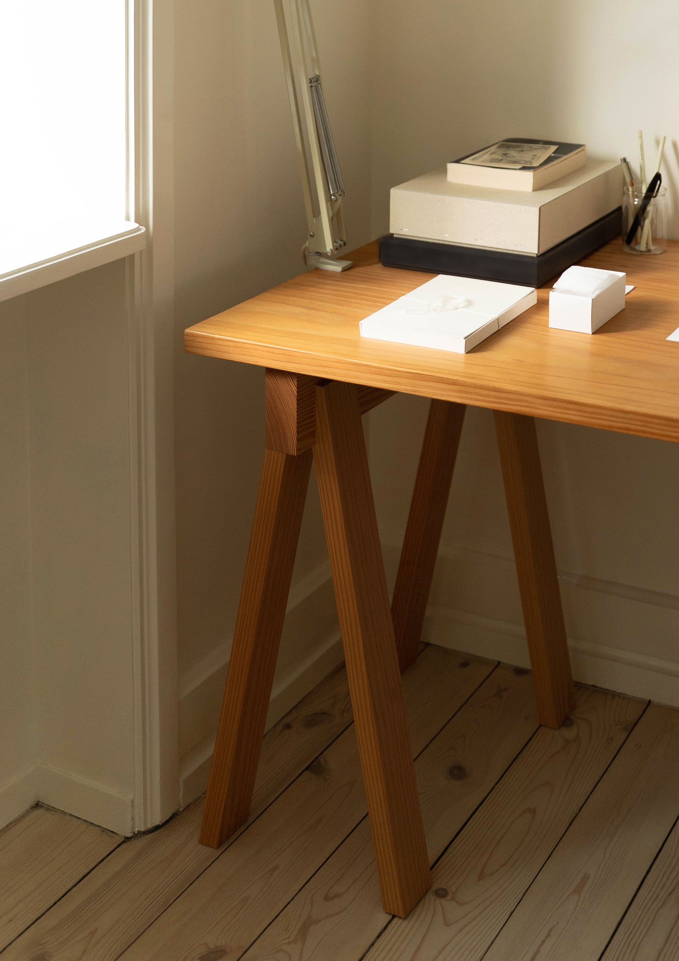 Studio Table